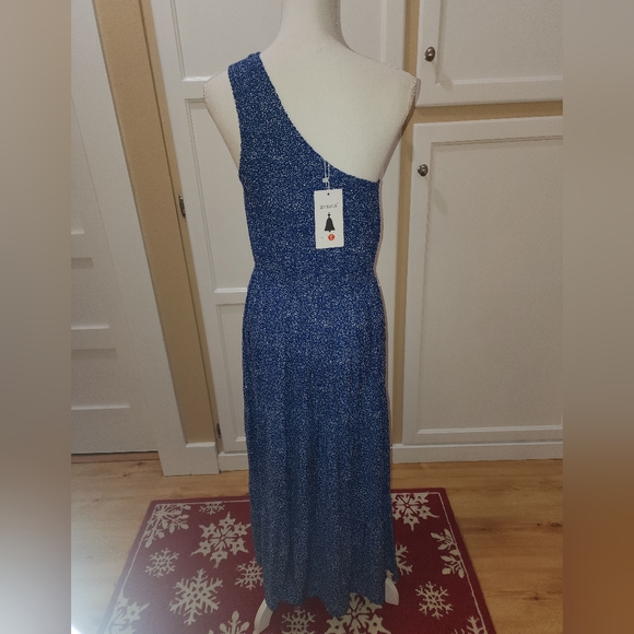 Zesica Women's Elegant Blue One-Shoulder Dress. NWT - Picture 6 of 13